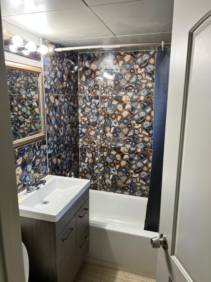 Miami Inn & Suites Ок-Лон Екстер'єр фото