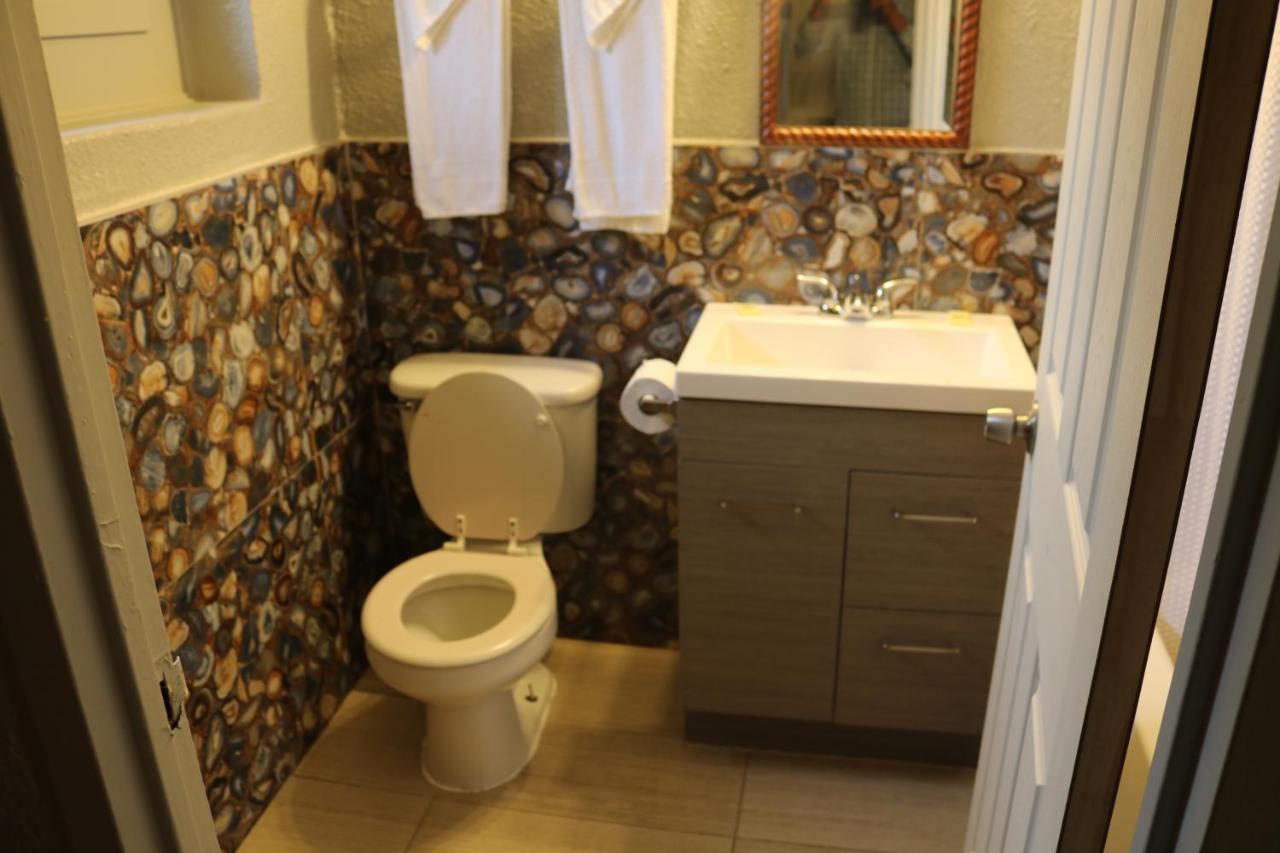 Miami Inn & Suites Ок-Лон Екстер'єр фото